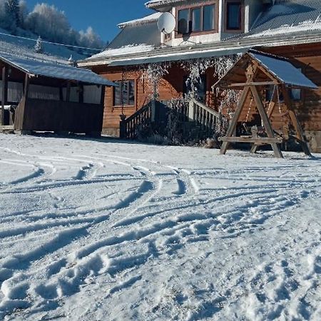Gutsulska Oselya Villa Krivopol'ye Exterior foto