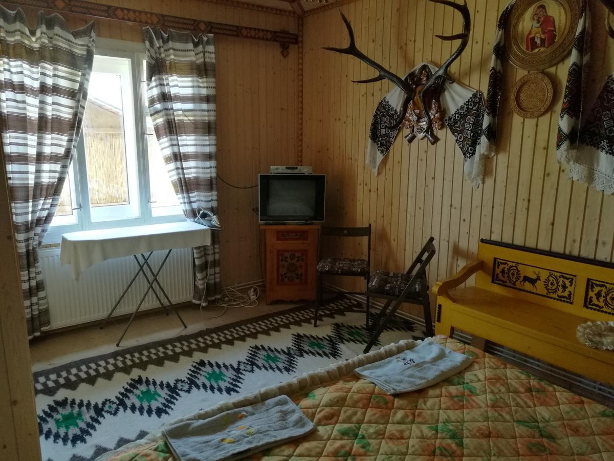 Gutsulska Oselya Villa Krivopol'ye Exterior foto